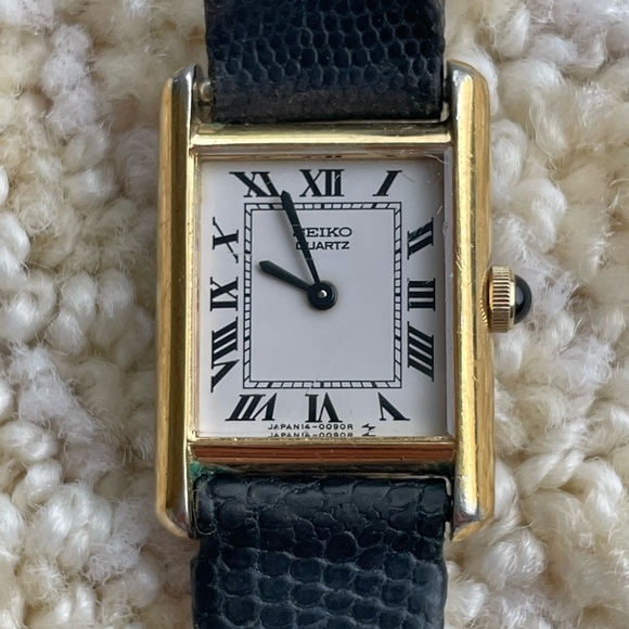 Seiko Accessories - Seiko Gold and Black Women's Watch